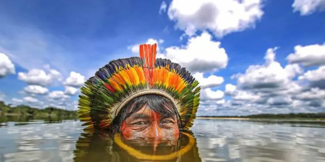 Exposição de Ricardo Stuckert sobre o povo Yanomami está em cartaz no STJ, em Brasília, até 19 de setembro. Entrada gratuita.