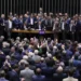 Após protestos contra a prisão domiciliar de Jair Bolsonaro, Hugo Motta critica obstrução da oposição na Câmara e defende respeito às regras do Legislativo. Sessão foi aberta após impasse.