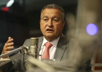 Governo Federal amplia Auxílio Gás: mais de 15,5 milhões de famílias terão botijão gratuito por meio de vale-gás.