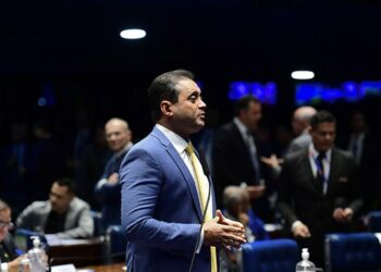 O Senado pode votar nesta terça (26) projeto que unifica em oito anos o prazo de inelegibilidade para políticos. Também estão na pauta propostas sobre escolas indígenas, Lei Maria da Penha e acordo tributário Brasil-Colômbia.
