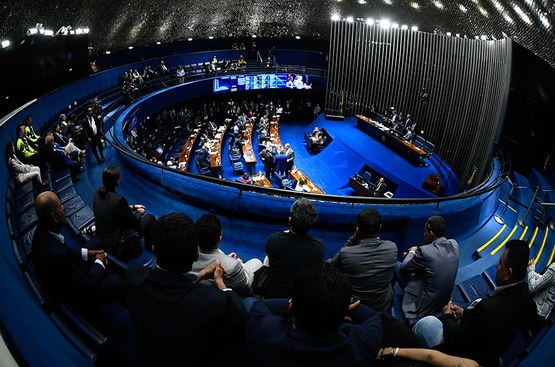 O Senado aprovou, nesta quarta-feira (13), sete indicações para o STJ, STM, Ancine e CNMP. Outras 15 votações foram adiadas por falta de senadores no plenário.
