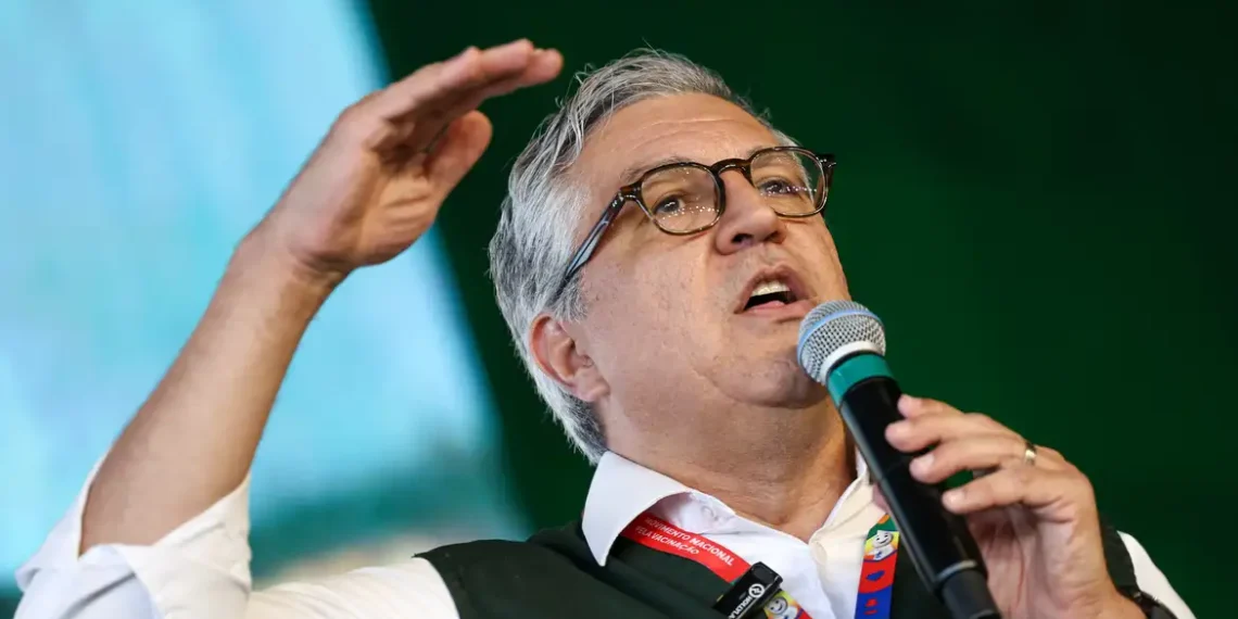 Ministério da Saúde incorpora ao SUS o teste de DNA-HPV, mais sensível que o papanicolau, para prevenção do câncer de colo do útero. Implementação começa em 12 estados e no DF.