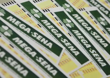 Concurso 2908 da Mega-Sena sorteia prêmio de R$ 8 milhões neste sábado (30). Apostas até as 19h em lotéricas da Caixa ou online.