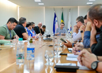 Prefeitura de Vitória reúne lideranças da Região 5 para discutir melhorias em segurança, saúde, educação, cultura e infraestrutura da capital.
