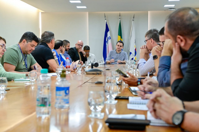 Prefeitura de Vitória reúne lideranças da Região 5 para discutir melhorias em segurança, saúde, educação, cultura e infraestrutura da capital.
