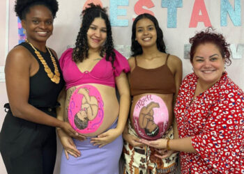 Durante o Agosto Dourado, a UBS do Morro Quadro, em Vitória, realizou palestra com doulas para orientar gestantes e mães sobre os benefícios do aleitamento materno e fortalecer o vínculo entre mãe e bebê.