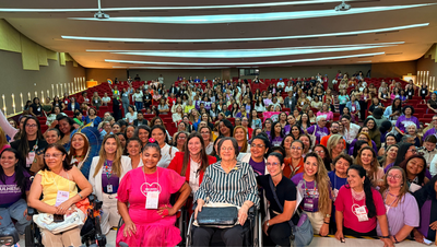 A 5ª Conferência Estadual de Políticas para as Mulheres do Ceará debate democracia, igualdade e direitos, com participação de Maria da Penha e representantes do Ministério das Mulheres.