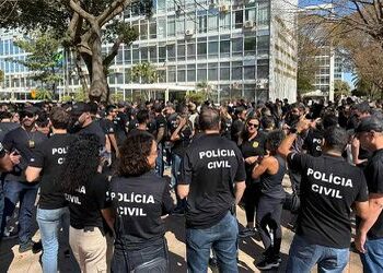 O governo federal apresentou proposta de reajuste para 2025 e 2026 que garante aumento salarial de mais de 44% para policiais e bombeiros do Distrito Federal, superando a inflação projetada e corrigindo perdas históricas de remuneração.