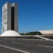 Congresso volta do recesso e discute isenção do IR até R$5 mil, taxação das bets, cassação de Zambelli e prioridades do orçamento para 2026.
