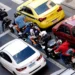 Especialistas do Ipea e da Abramet alertam que a popularização de mototáxi por aplicativos, como Uber Moto e 99Moto, é uma “tragédia anunciada”, com risco de aumentar mortes no trânsito brasileiro.