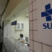 Planos de saúde passam a oferecer atendimento gratuito a pacientes do SUS. Medida do programa Agora Tem Especialistas converte R$ 750 milhões em dívidas em serviços médicos.