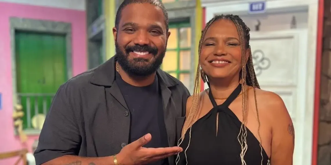 Em tributo ao cantor Arlindo Cruz, falecido aos 66 anos, a TV Brasil reexibe neste sábado (9) às 23h uma edição especial do Samba na Gamboa com Arlindinho, que relembra sucessos e histórias do pai. Disponível também no app TV Brasil Play e YouTube.