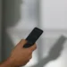 Ministério do Trabalho inicia migração de contratos antigos de crédito consignado para a plataforma Crédito do Trabalhador. Portabilidade poderá ser feita pelo celular, com juros mais baixos e até 70 bancos disponíveis.