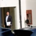 O ministro Luiz Fux, do STF, votou pela suspensão total da ação penal contra Alexandre Ramagem, beneficiando o deputado federal em caso ligado à trama golpista de 2022. Julgamento com Bolsonaro e outros réus segue na Primeira Turma.
