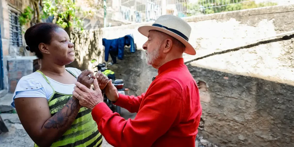 Lula afirmou que há risco de o Congresso aprovar a anistia para envolvidos nos atos golpistas de 8 de janeiro. O presidente pediu mobilização popular e lançou o programa Gás do Povo em Belo Horizonte.