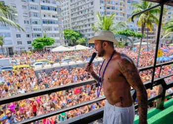 O Clube do Samba, fundado por João Nogueira em 1979, foi reconhecido como Patrimônio Cultural Imaterial do Estado do Rio de Janeiro. A medida fortalece a preservação e valorização do samba.