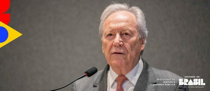 Ricardo Lewandowski prestou solidariedade pelo assassinato do ex-delegado-geral Ruy Ferraz Fontes, ocorrido em Praia Grande (SP), e afirmou que o governo federal está pronto para apoiar as investigações