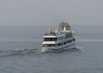 Pelo menos 107 mortos e 146 desaparecidos após naufrágio de barco com quase 500 pessoas no rio Congo, na República Democrática do Congo. Resgates salvaram 209 passageiros.