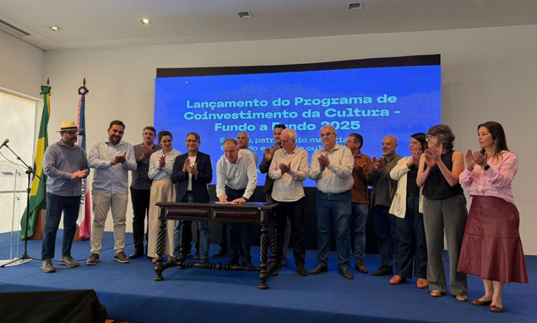 Governo do Espírito Santo lança Fundo a Fundo da Cultura 2025, com R$ 48 milhões para municípios. Editais incluem patrimônio, artistas locais e nova linha para espaços culturais.