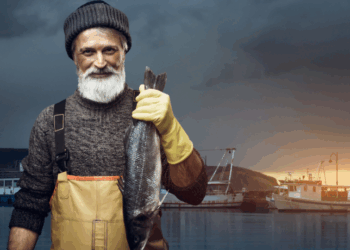 Com a entrada em vigor do Acordo sobre Subsídios à Pesca da OMC, incentivos à pesca ilegal são proibidos, fortalecendo a proteção dos oceanos e segurança alimentar global.