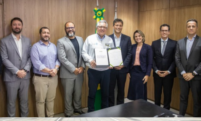 Ministério da Saúde instituiu comitês para acompanhar a implantação da terapia gênica para AME com o medicamento Zolgensma no SUS. Brasil entra no grupo de seis países que oferecem o tratamento no sistema público.