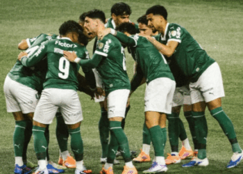Conmebol divulga calendário das semifinais da Libertadores 2025. Flamengo, Palmeiras, Racing e LDU brigam por vaga na final única em Lima, no Peru.