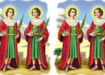Entenda como Cosme e Damião, médicos cristãos do século III, tornaram-se símbolos da devoção popular no Brasil, associados às crianças e à tradição dos doces.