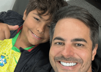 Henry Diniz, filho mais velho de Simone Mendes e Kaká Diniz, foi internado com gastroenterite, mas já recebeu alta e passa bem.