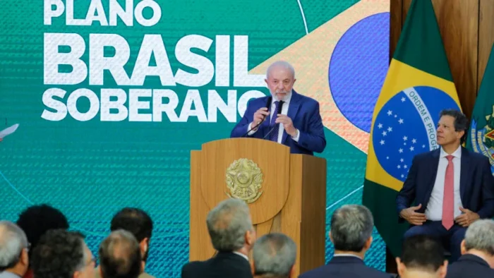 O governo federal publicou Medida Provisória que abre crédito extraordinário de R$ 30 bilhões para o Plano Brasil Soberano, criado para reduzir impactos das tarifas impostas pelos EUA sobre produtos brasileiros.