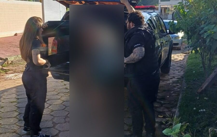 Polícia Civil do ES prende homem de 74 anos acusado de estuprar ex-namorada pelo menos cinco vezes e ameaçar testemunhas. Suspeito foi encaminhado ao sistema prisional.