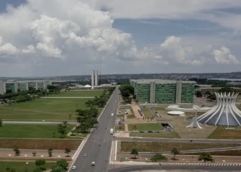 O Ministério da Gestão e da Inovação em Serviços Públicos (MGI) realiza live nesta segunda-feira (15) para orientar candidatos da lista de espera do CPNU 1. Prazo para manifestação de interesse vai até 18 de setembro.