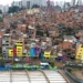 Boletim do Ipea revela que a deflação de agosto impactou mais as famílias de baixa renda, com queda no custo de vida acima de 0,20%, impulsionada por alimentos e conta de luz.