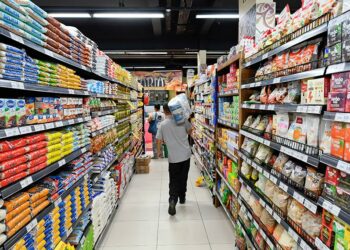 Senado e Câmara avançam em projeto que cria a Política Nacional de Combate à Perda e ao Desperdício de Alimentos. Proposta prevê dedução no IRPJ e CSLL, incentivos fiscais e selo para empresas doadoras.