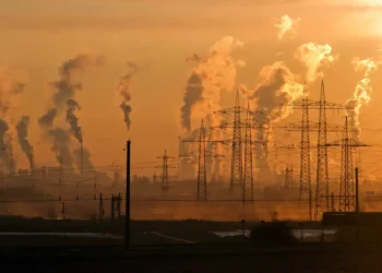 Faltando dias para o prazo das novas NDCs, 50 países já enviaram metas de redução de gases do efeito estufa, mas grandes emissores globais ainda não se comprometeram. Brasil e EUA estão entre os que cumpriram o prazo.