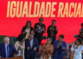 Presidente Lula participa da abertura da 5ª Conferência Nacional de Promoção da Igualdade Racial (Conapir), em Brasília. Evento reúne 1,7 mil delegados para discutir reparação histórica, justiça racial, cultura e afroempreendedorismo.