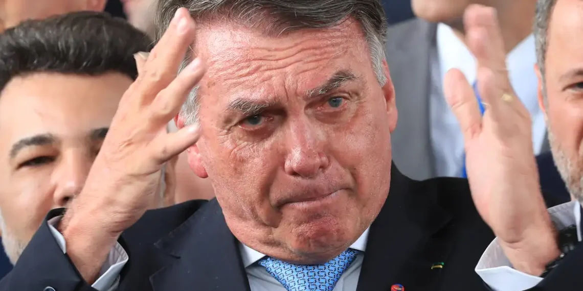 Por 4 a 1, STF condena Jair Bolsonaro e sete aliados por trama golpista. Réus foram considerados culpados por crimes como golpe de Estado e organização criminosa armada.