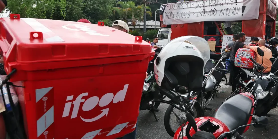 A Assembleia Legislativa do Rio (Alerj) criou um disque-denúncia para registrar casos de violência contra trabalhadores de aplicativos. Canal atende entregadores e motoristas.