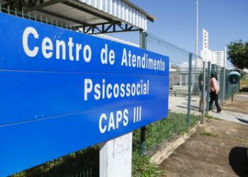 O Brasil possui 3.058 Centros de Atenção Psicossocial (CAPS) no SUS, que oferecem atendimento gratuito em saúde mental. Estrutura inclui apoio a pessoas em sofrimento psíquico, prevenção ao suicídio e combate às drogas.