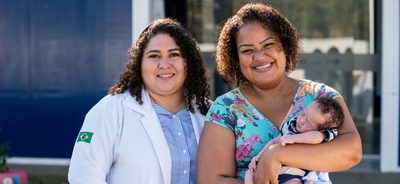 Ao longo de 35 anos, o SUS transformou a saúde da mulher no Brasil com avanços no pré-natal, parto humanizado, bancos de leite, dignidade menstrual e políticas de equidade.