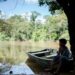 O Bolsa Verde beneficiou 70 mil famílias em setembro, antecipando meta de 2025. Programa paga R$ 600 trimestrais para quem preserva áreas ambientais e já protege 30 milhões de hectares no Brasil.