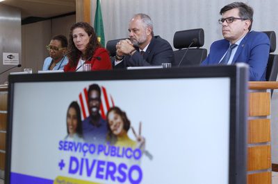 O CPNU 2 terá provas em outubro e dezembro e oferece 3.652 vagas em 32 órgãos federais. Concurso histórico amplia inclusão com cotas raciais, de gênero e acessibilidade.