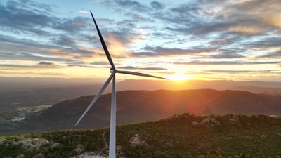 Petrobras, WEG e Statkraft inauguram maior turbina eólica onshore das Américas, com 7MW, reforçando inovação e sustentabilidade no Brasil.