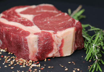 A Indonésia autorizou 17 frigoríficos brasileiros a exportar carne bovina. Agora, 38 estabelecimentos estão habilitados, fortalecendo as exportações e a posição do Brasil no Sudeste Asiático