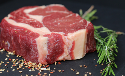 A Indonésia autorizou 17 frigoríficos brasileiros a exportar carne bovina. Agora, 38 estabelecimentos estão habilitados, fortalecendo as exportações e a posição do Brasil no Sudeste Asiático