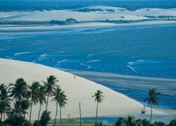 Os aeroportos de Jericoacoara e Canoa Quebrada foram incluídos no Programa AmpliAr. A iniciativa do Governo Federal prevê leilão em novembro e deve atrair mais turistas e investimentos para o litoral cearense.