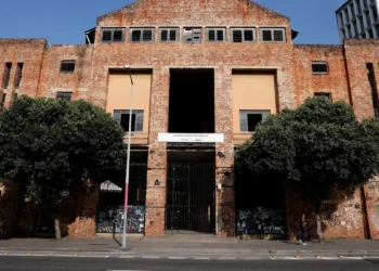 O antigo edifício Docas Dom Pedro II, na Pequena África, no Rio de Janeiro, passa a se chamar Armazém Docas André Rebouças em homenagem ao engenheiro e abolicionista que marcou a história da engenharia e da resistência negra no país.