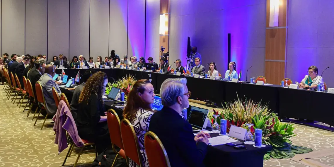 Institutos de saúde dos países do Brics se reúnem no Rio para ampliar cooperação científica e técnica. Encontro organizado pela Fiocruz vai definir compromissos para combater doenças e preparar resposta a emergências globais.