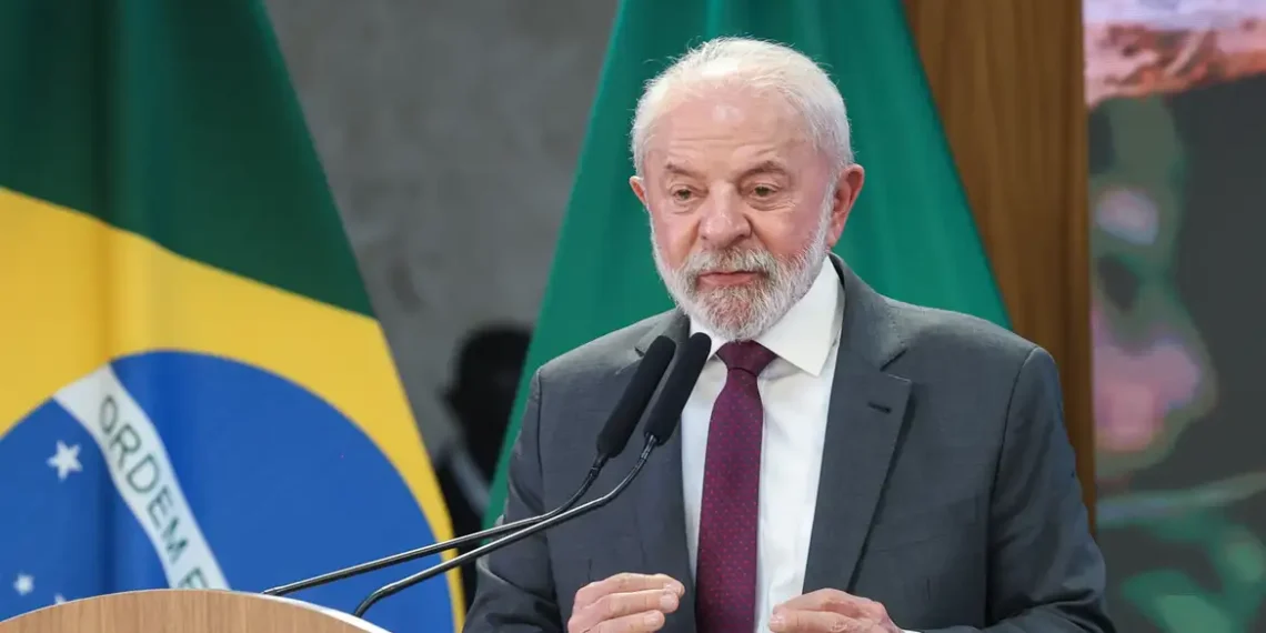 Presidente Lula apresenta novo modelo de crédito imobiliário, que amplia limite do SFH para R$ 2,25 milhões e leva financiamento à classe média, com fim gradual dos depósitos compulsórios.