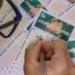 O concurso 2.934 da Mega-Sena será sorteado nesta quarta-feira (30), com prêmio acumulado de R$ 7 milhões. Apostas podem ser feitas até as 19h em lotéricas ou pela internet.