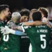 Palmeiras conquista virada histórica sobre o São Paulo, conta com derrota do Flamengo para o Bahia e assume a liderança do Campeonato Brasileiro. Vasco e Fortaleza também vencem seus jogos.